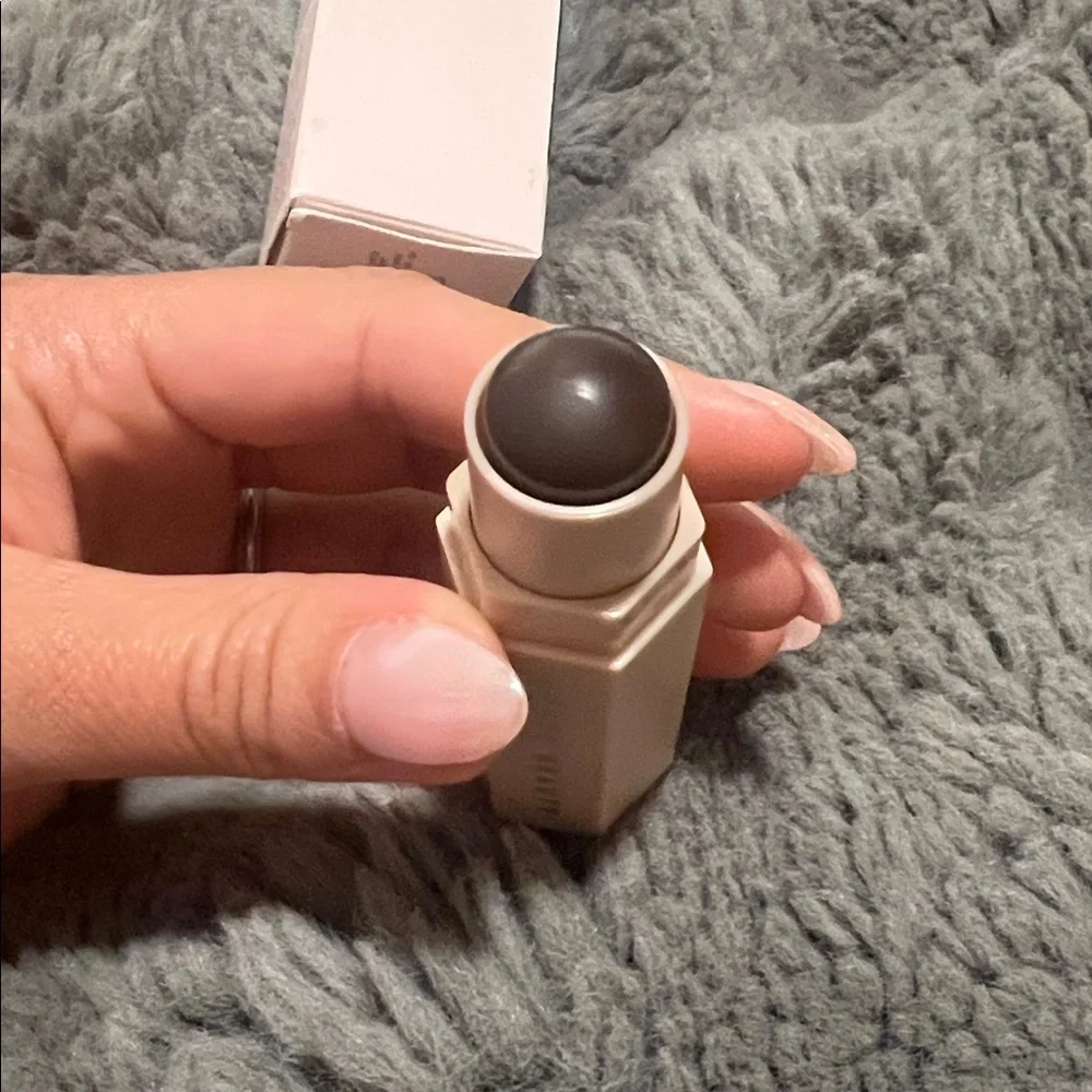FENTY BEAUTY Match Stix Matte Contour Skinstick